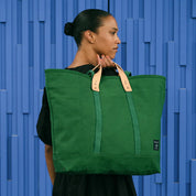Large East West Tote