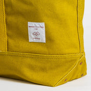 Large East West Tote