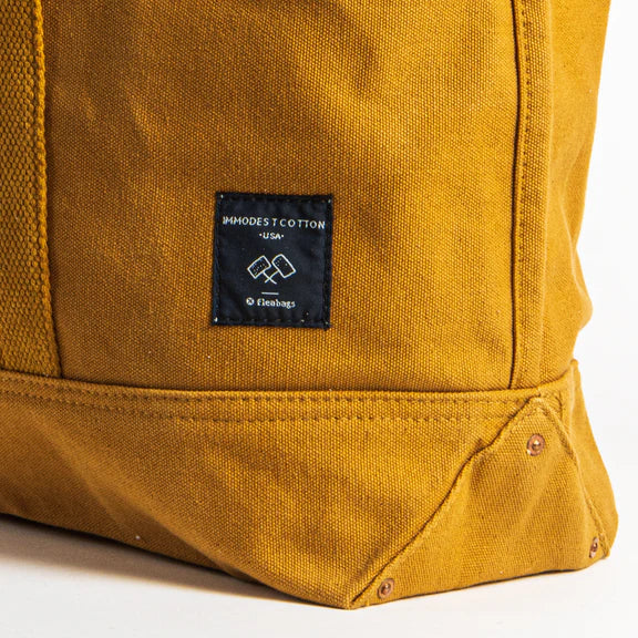 Large East West Tote
